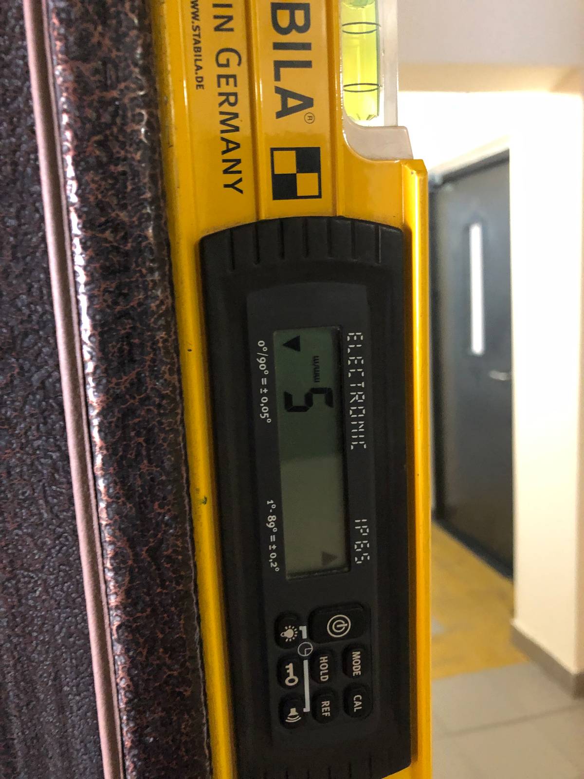 отклонение от вертикали