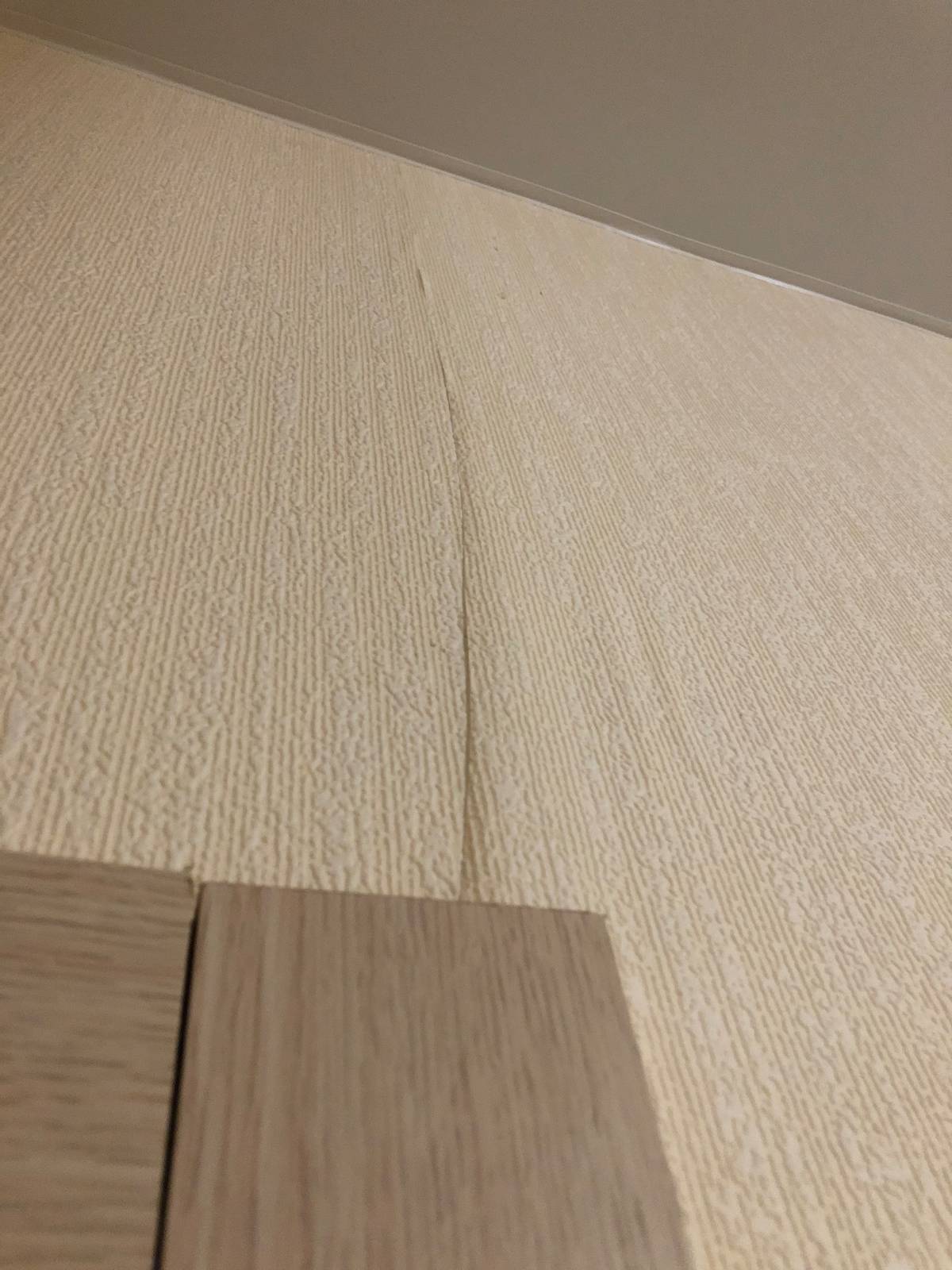 отклонения от плоскости стен